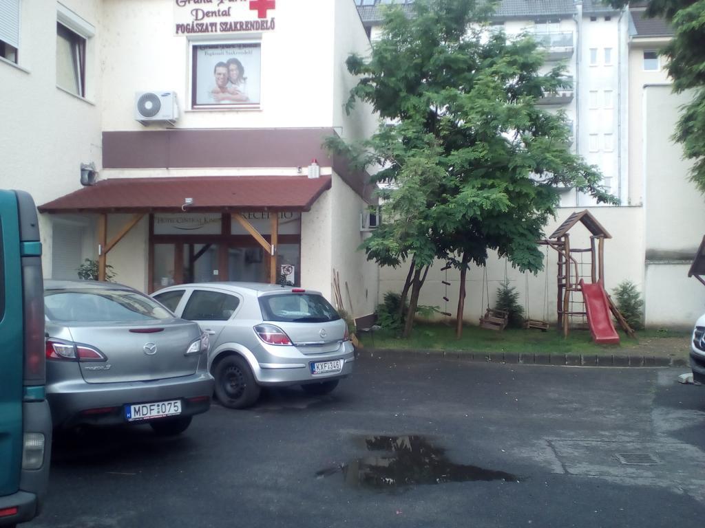 Hotel Central King Budapesta Exterior foto